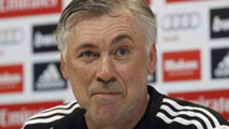 Carlo Ancelotti, técnico del Real Madrid, ha confirmado la recuperación de Sergio Ramos y el buen estado de Pepe para ser la pareja de centrales que disputen de inicio el clásico ante el Barcelona, para el que dijo que tiene guardada "una sorpresa" e