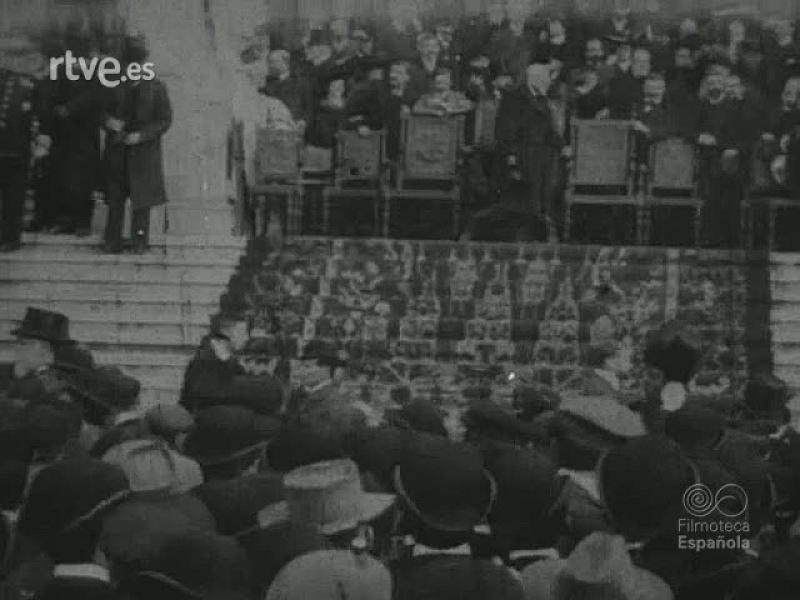 HOMENAJE A DON JOSE DE ECHEGARAY - Archivo Real (Alfonso XIII) | Ver