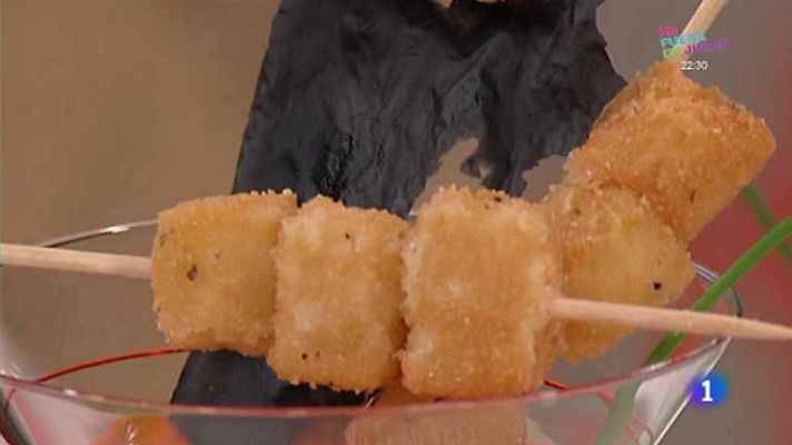 Cocina con Sergio - Brocheta de queso frito con salsa de pimientos