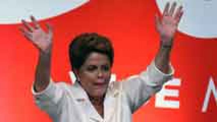 Dilma Rousseff consigue por la mínima su segundo mandato