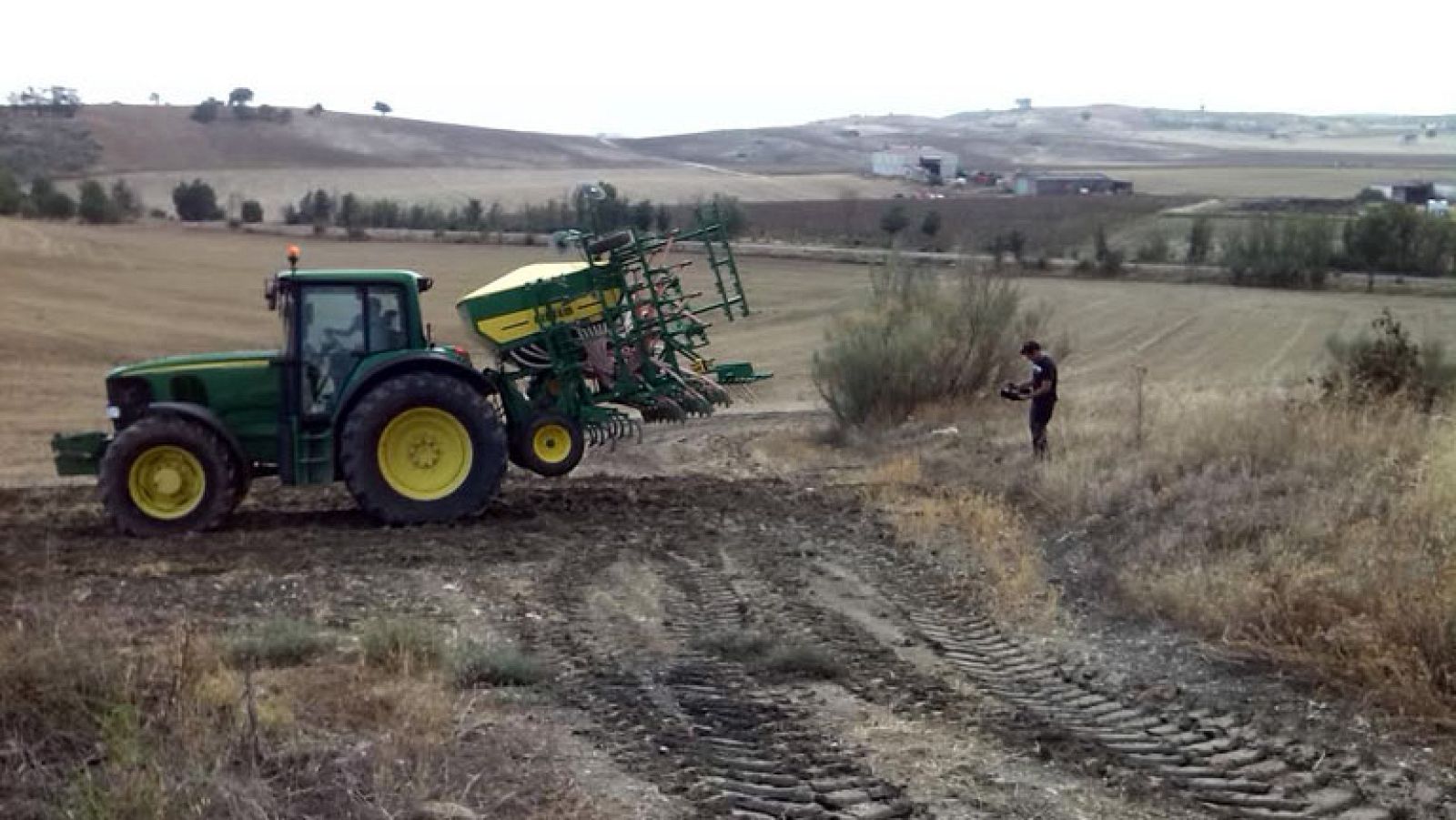 De los aperos a las máquinas en el campo