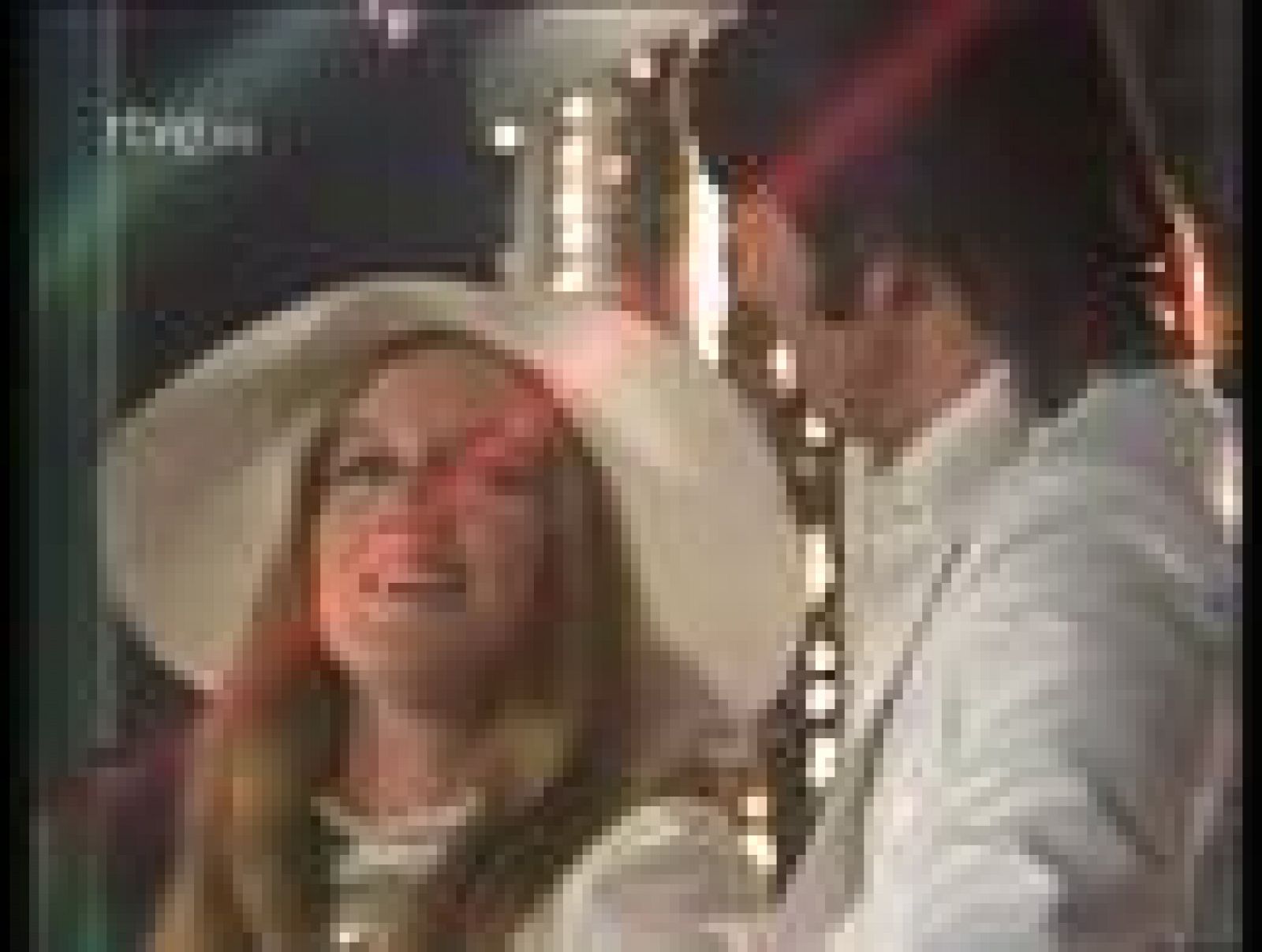 Cachitos de hierro y cromo - desTAPE - 'Cachitos' eliminados