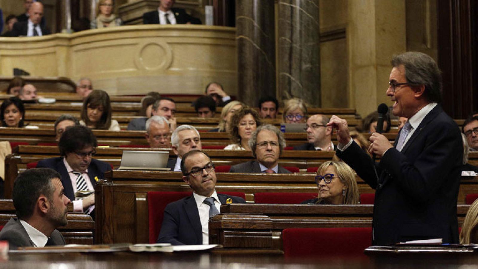 Artur Mas insiste en que el 9N es un proceso participativo sin valor legal y acusa al Gobierno de escudarse en el Tribunal Constitucional