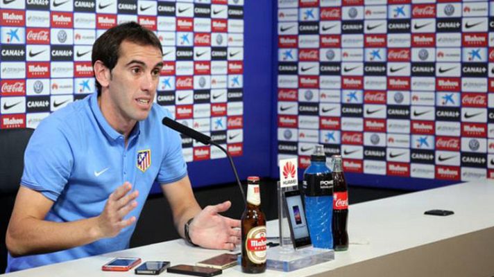 Telediario 1 - Godín, sobre los premios de la LFP: "Habría que hacer públicas las nominaciones"
