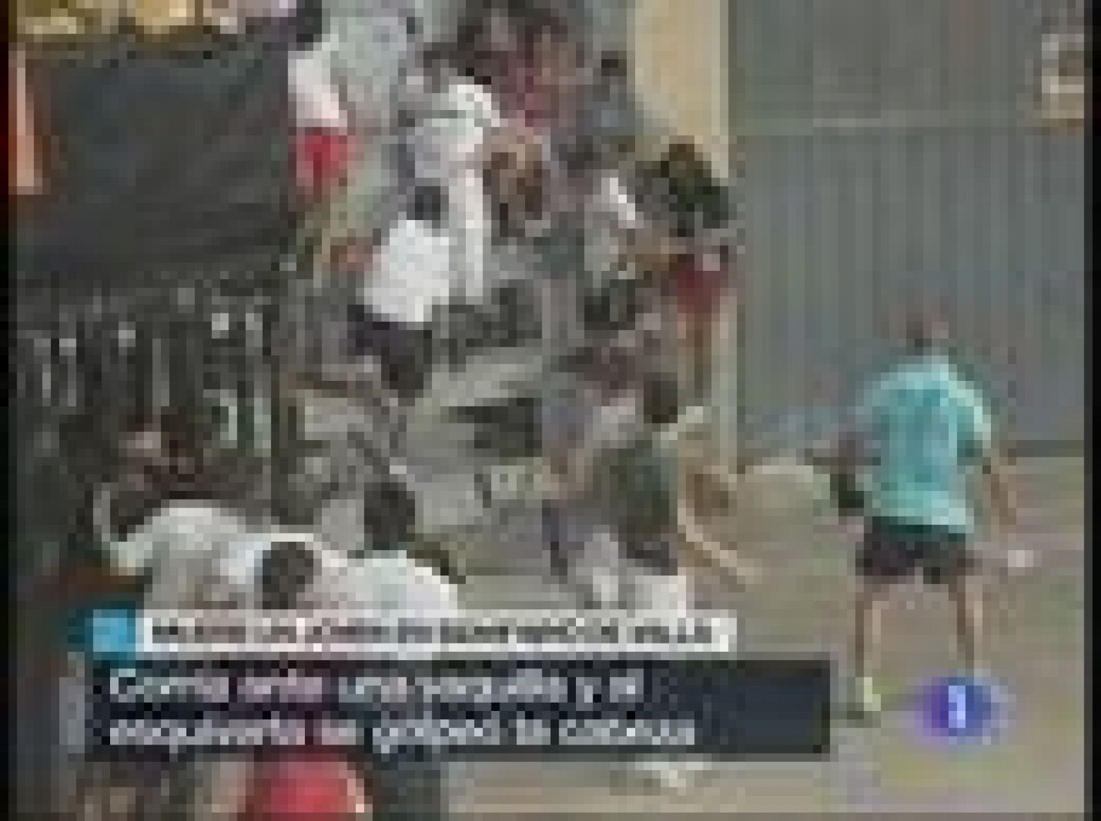 Un joven muere al golpearse en la cabeza durante el encierro en Benifairó de Valls | Ver