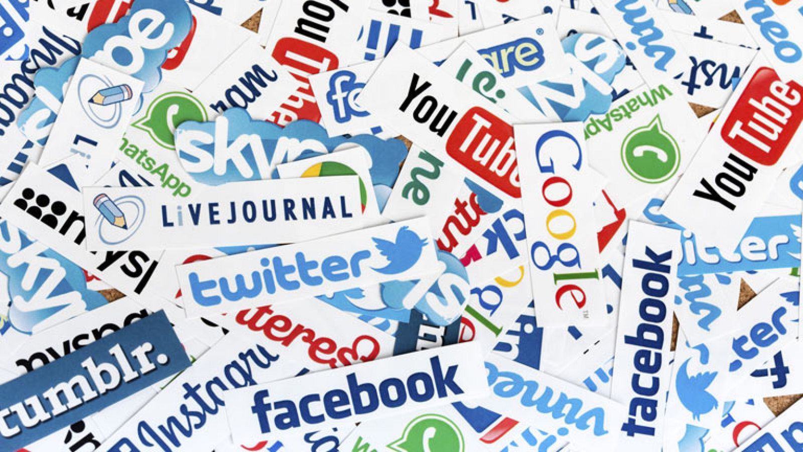 F.O.M.O., el miedo a estar desconectado de las redes sociales | Ver