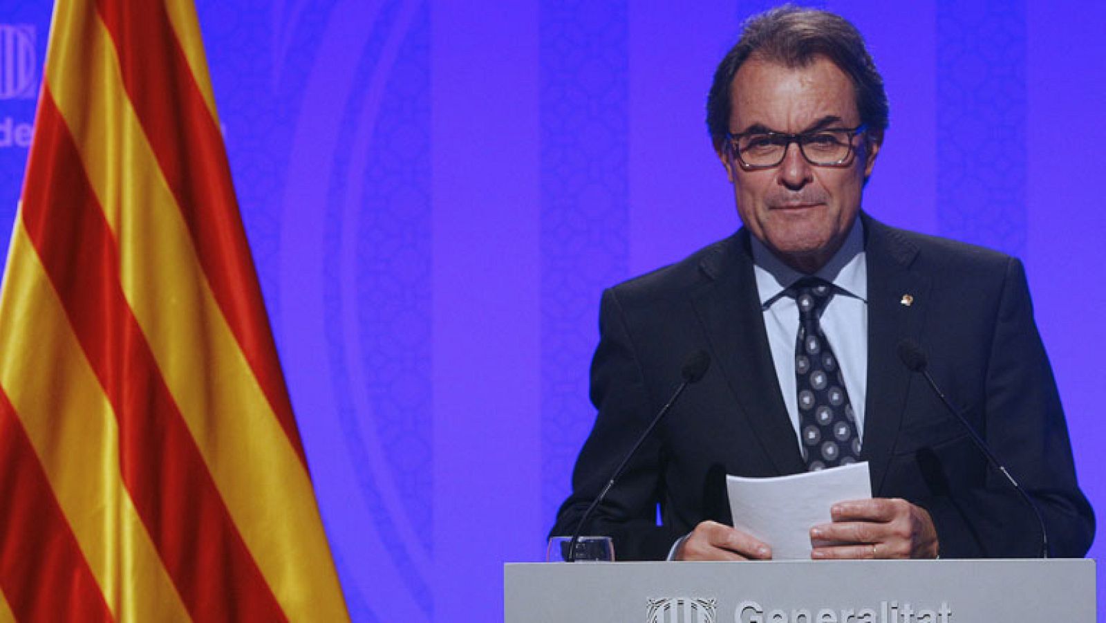 Mas anuncia que Cataluña sigue adelante con la consulta alternativa del 9N pese al recurso del Gobierno 