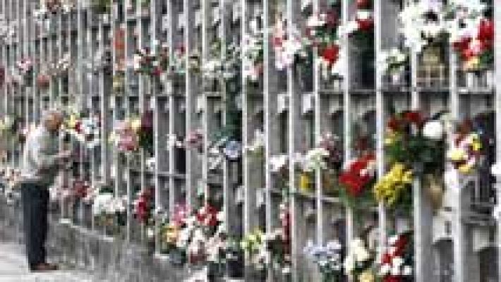 Telediario 1 - El 35% de las incineraciones se queda en los cementerios