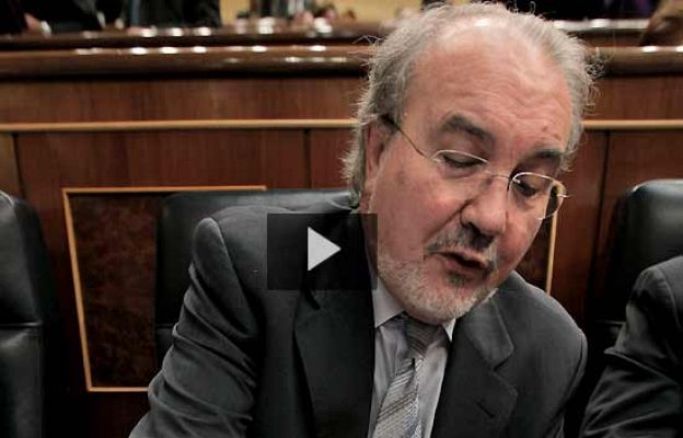 Los desayunos - Solbes admite 'tijeretazos'