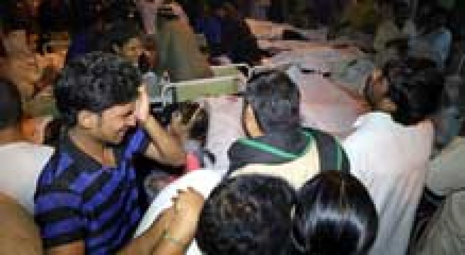 Un ataque suicida deja más de 50 muertos y un centenar de heridos en Pakistán