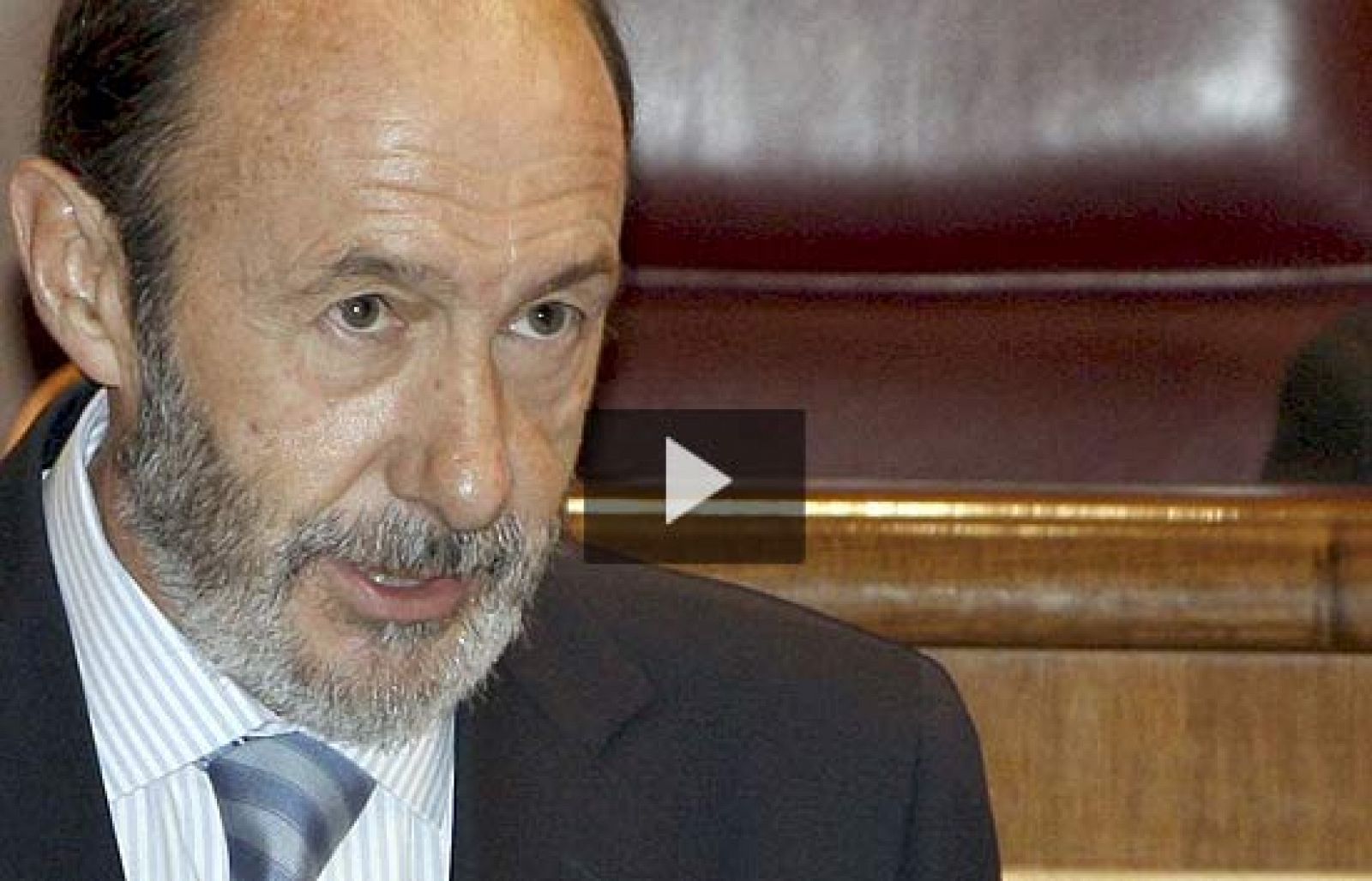 Rubalcaba informa de la decisión del CGPJ de no expedientar al juez de Menéndez