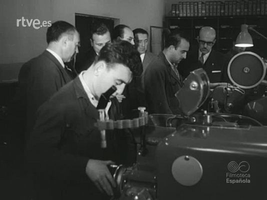 Documentales Blanco y Negro - ANDRE DEBRIE EN ESPAÑA