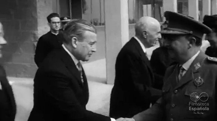 Documentales Blanco y Negro - BARCELONA. ERA FRANCO 1939 - 1975. LA CIENCIA, EL TRABAJO...