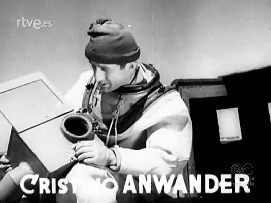 Documentales Blanco y Negro - BUZOS Y PECES