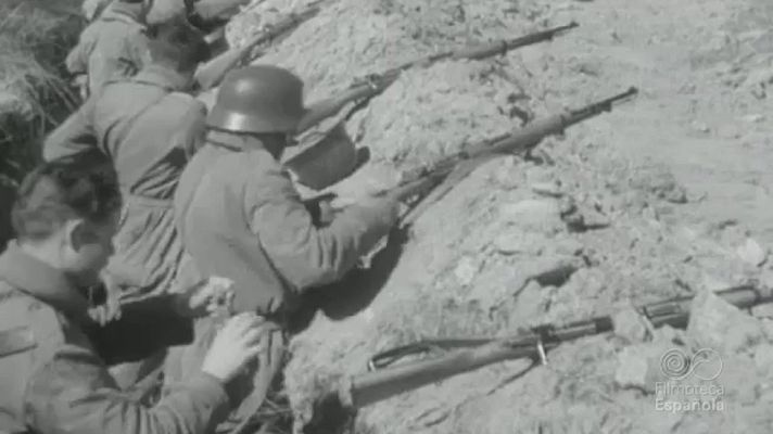 Documentales Blanco y Negro - CAZADORES DE TANQUES