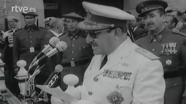 Documentales Blanco y Negro - BARCELONA. ERA FRANCO 1939 - 1975. LA MILICIA