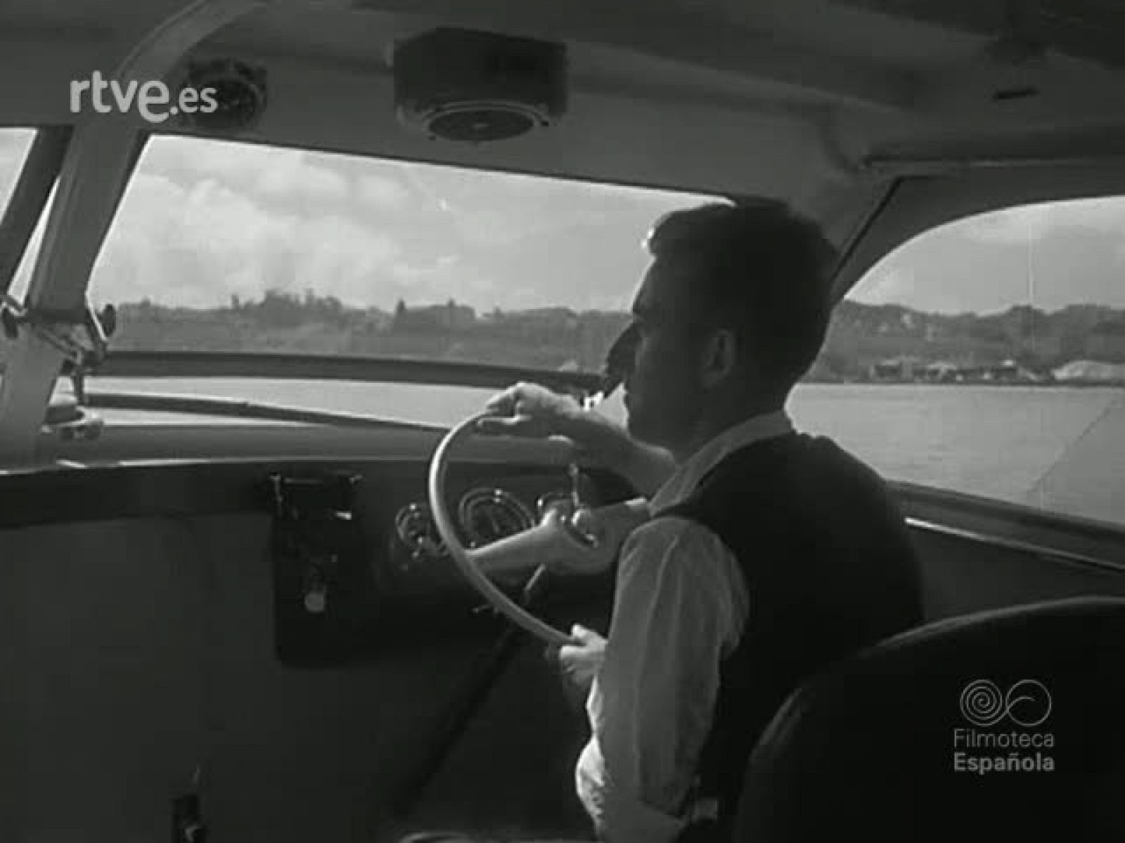 HORAS VERANIEGAS - Documentales Blanco y Negro | Ver