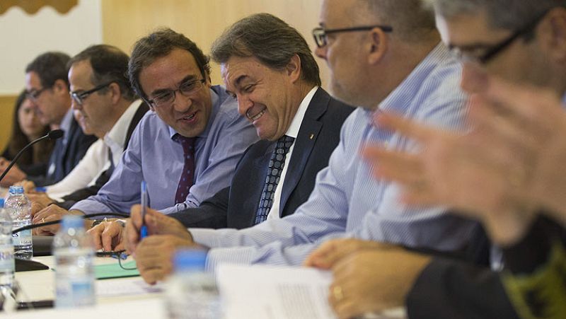 El Govern catalán acude al Constitucional para pedir que no se suspenda la consulta del 9N