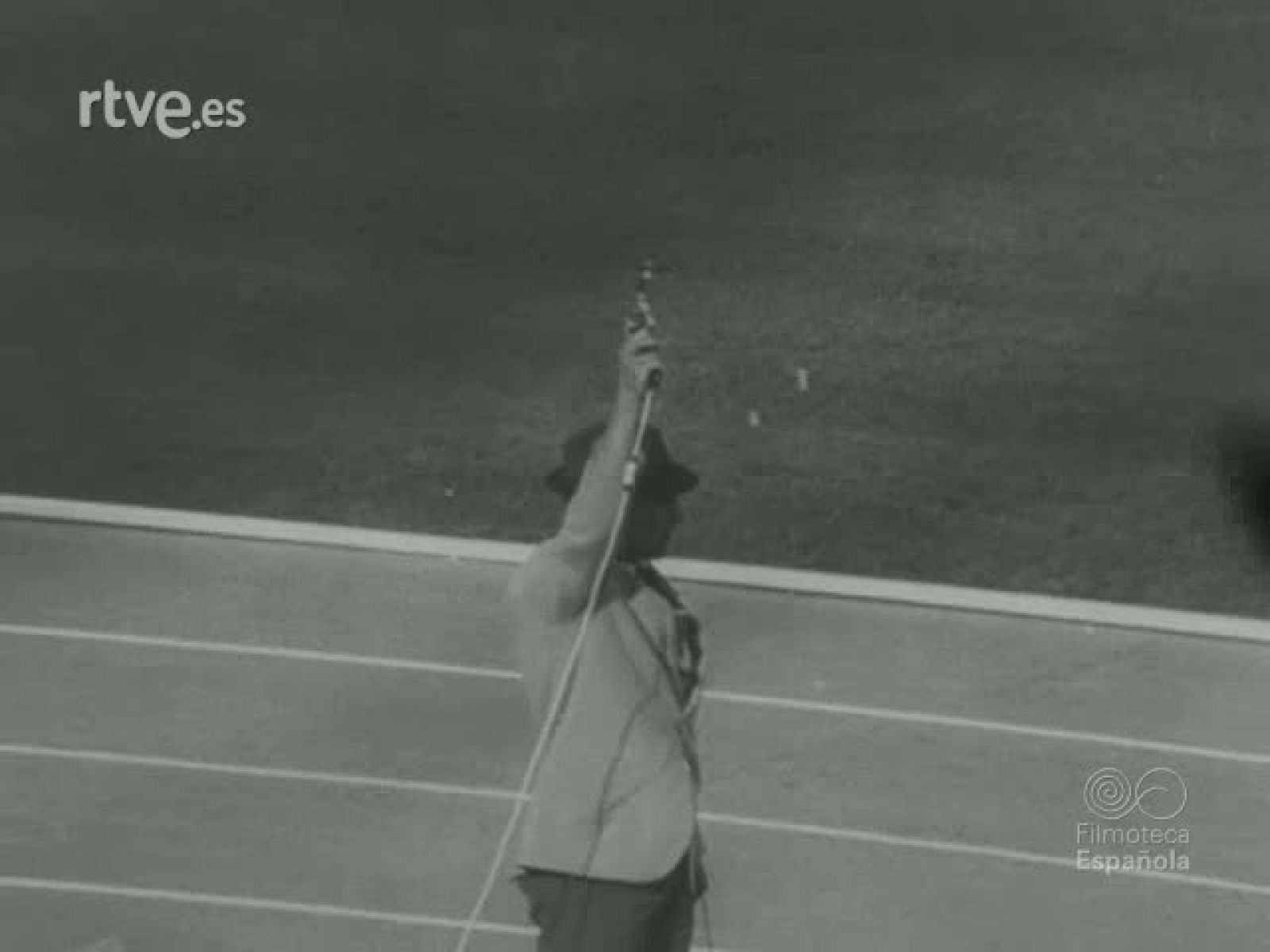 HISTORIA DEL DEPORTE EN ESPAÑA 1968 - Documentales Blanco y Negro | Ver