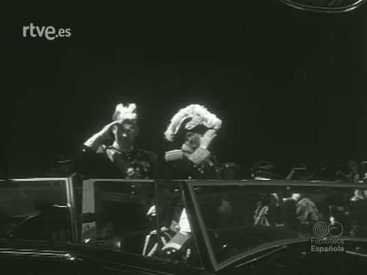 Documentales Blanco y Negro - PARADA MILITAR