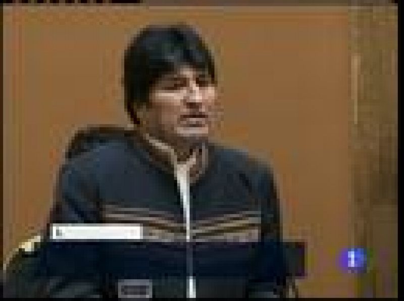 Y la situación ha desembocado ya en una crisis diplomática con Estados Unidos. El Presidente Evo Morales ha ordenado la expulsión del embajador norteamericano. 