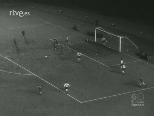 Documentales Blanco y Negro - PARTIDO DE FUTBOL BARCELONA - WOLVERHAMPTON