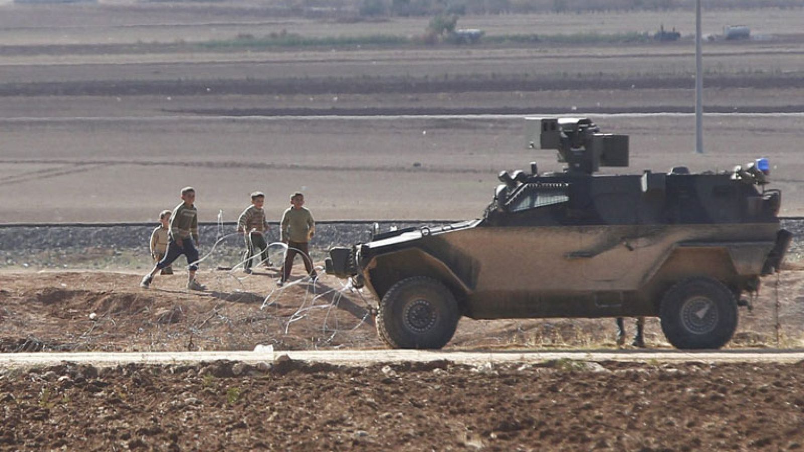 El Estado Islámico secuestra y tortura a 153 menores kurdos de la ciudad siria de Kobani