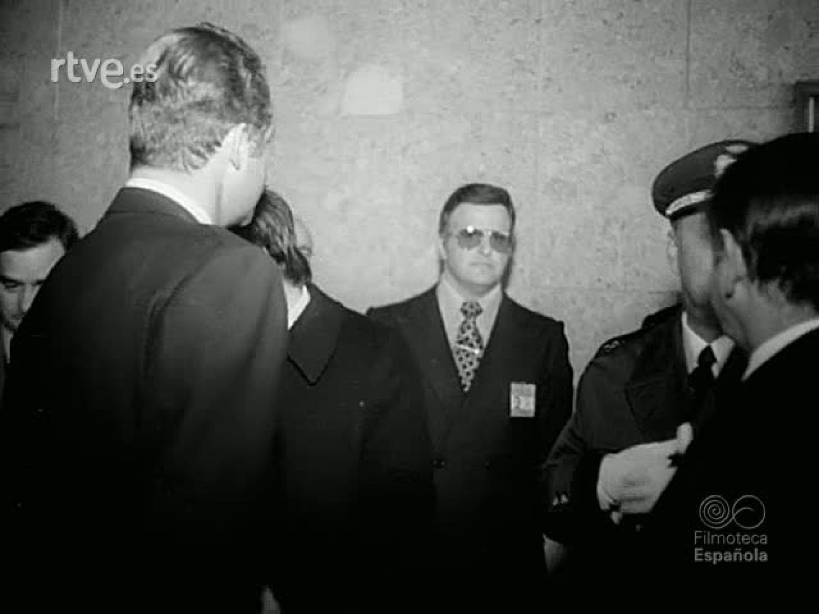 LOS PRINCIPES Y SU PUEBLO - Documentales Blanco y Negro | Ver