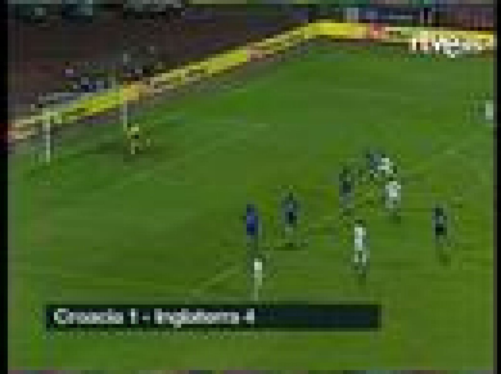 Inglaterra gana a Croacia por 1-4 con tres goles de Theo Walcott. En Portugal, Dinamarca ganó al equipo anfitrion por 2-3. Francia gana en casa a Serbia por 2-1. La selección brasileña no pudo pasar del empate a cero en casa contra Bolivia.