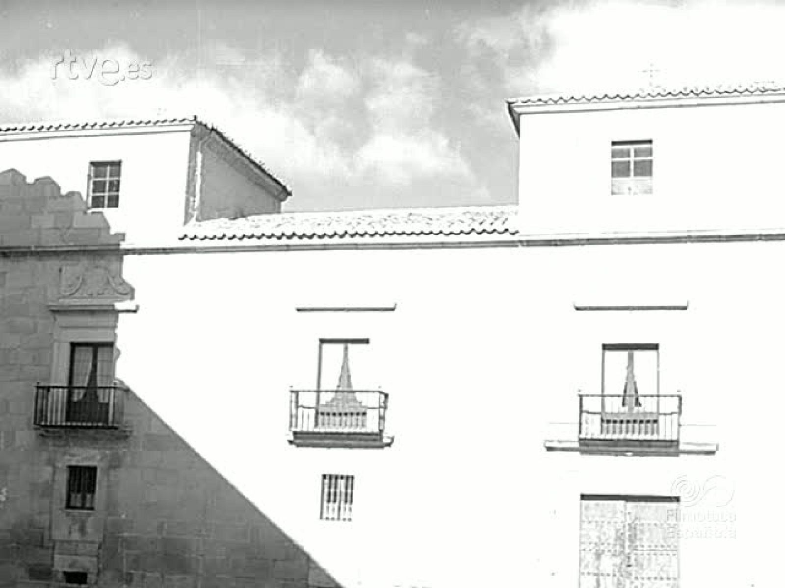 TERESA DE AVILA - Documentales Blanco y Negro | Ver