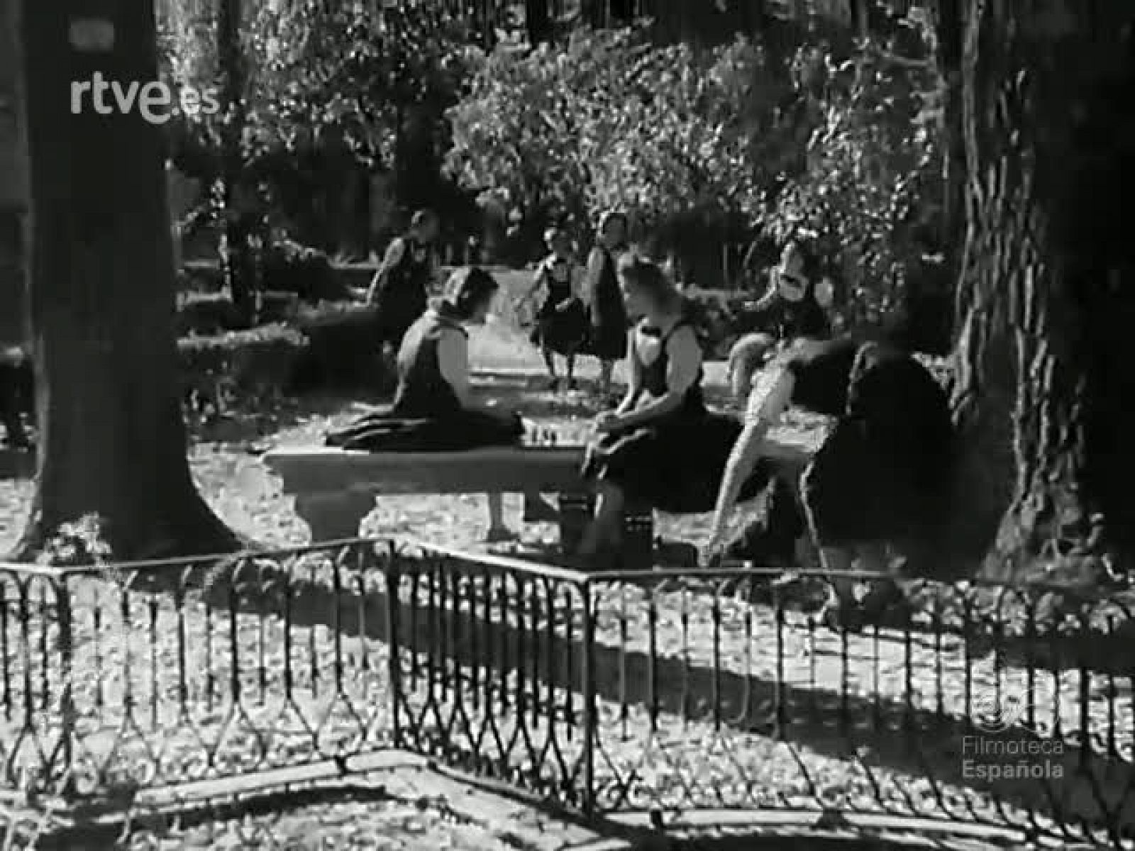 TIERRA DE CASTILLOS - Documentales Blanco y Negro | Ver