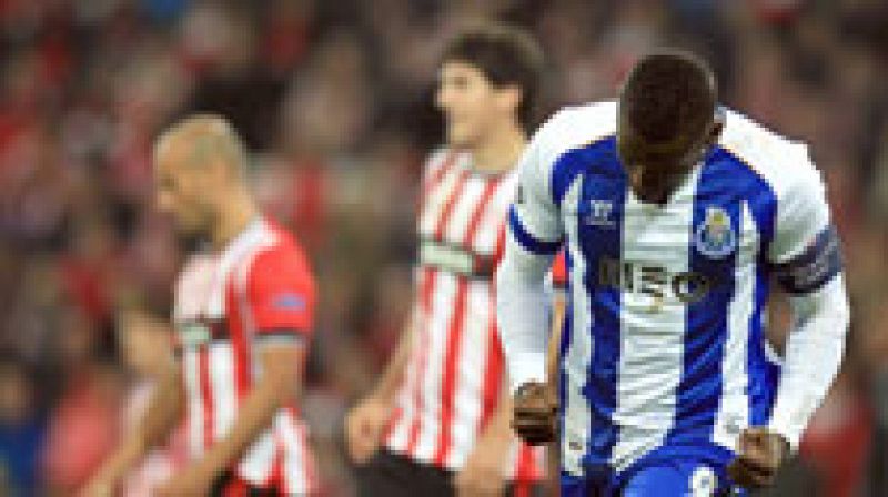 El Oporto certificó este miércoles el adiós del Athletic Club a la  Liga de Campeones tras vencer en San Mamés (0-2) gracias a los goles  de Jackson Martínez y Yacine Brahimi, que dejaron sin redención al  cuadro vasco, cuyo único objetivo en las dos jornadas restantes será  buscar la tercera posición del grupo H que le dé acceso a la Europa  League. 