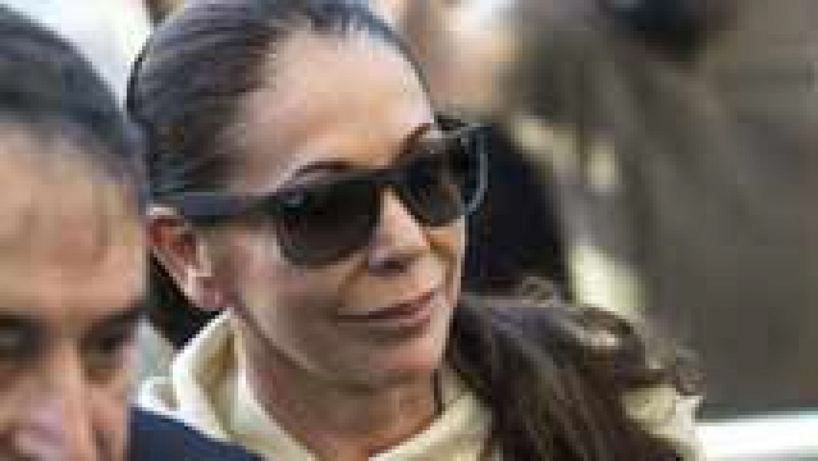  Isabel abandona Cantora