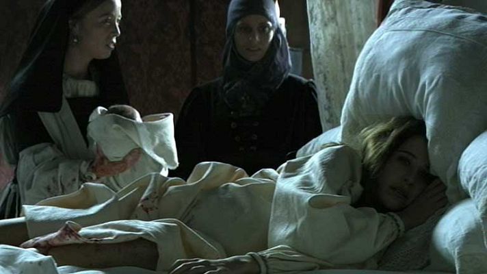 Isabel - Juana da a luz y no quiere saber nada del niño