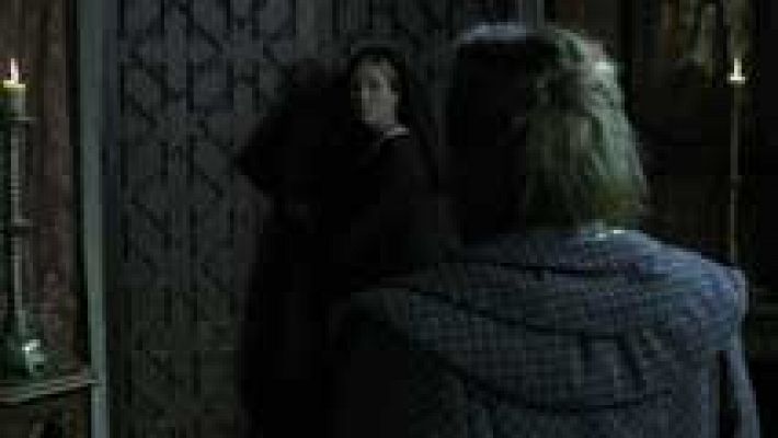 Isabel - Juana amenaza a Beatriz de Bobadilla