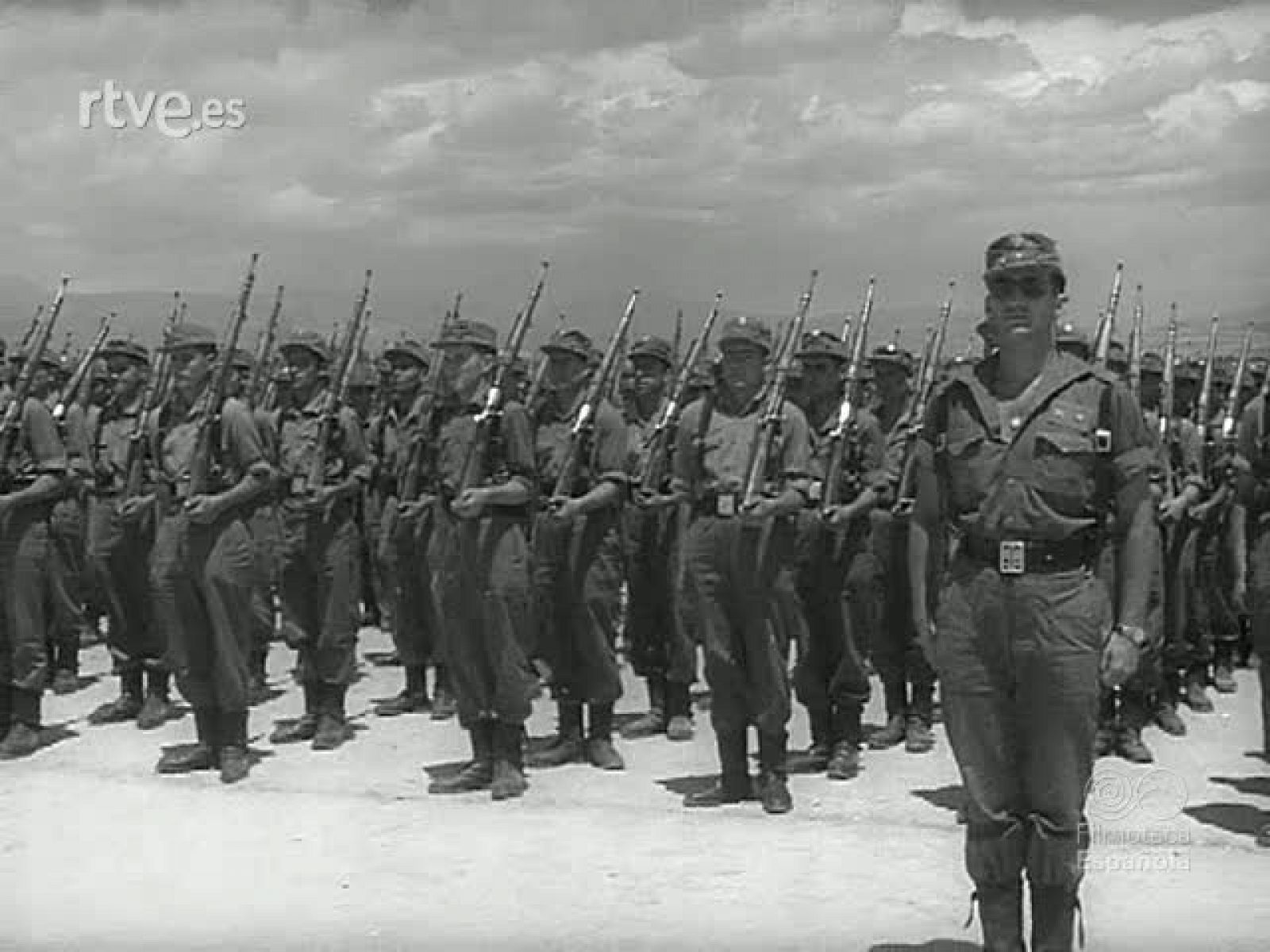 HOMBRES Y ARMAS - Revista Imágenes | Ver