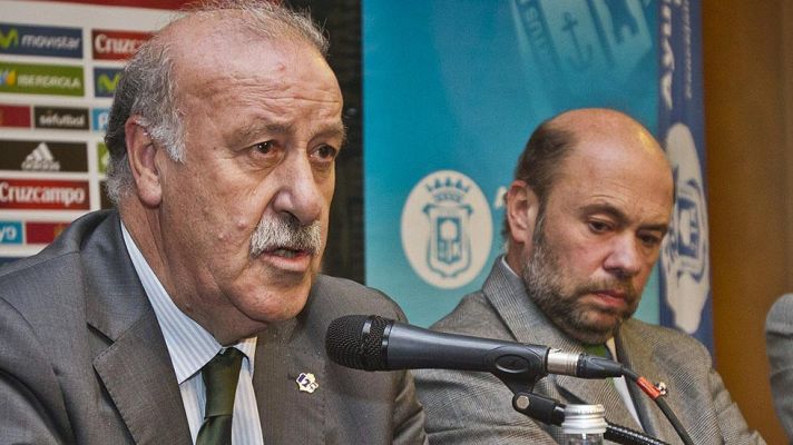 Telediario 1 - Del Bosque anunciará cambios, pero confía en Piqué