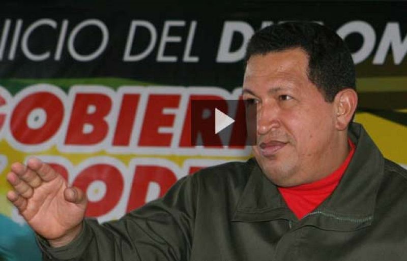 En un mitin para mostrar su apoyo al presidente de Bolivia, Hugo Chávez ha llamado "yanquis de mierda" a los norteamericanos.