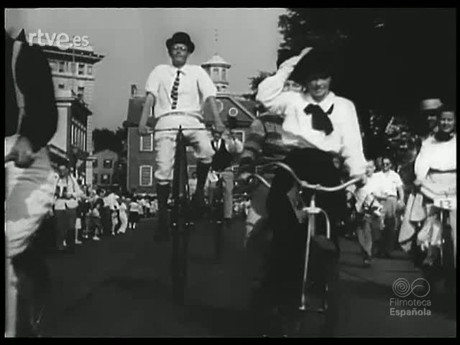 RUEDAS Y MOTORES - Revista Imágenes | Ver