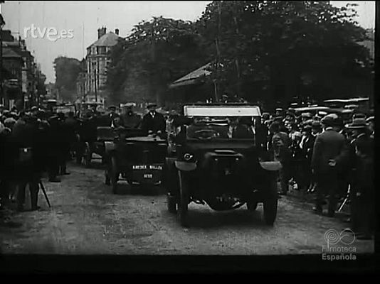 Revista Imágenes - ASI ERAN Y ASI SON. XV LUSTROS DE AUTOMOVILISMO