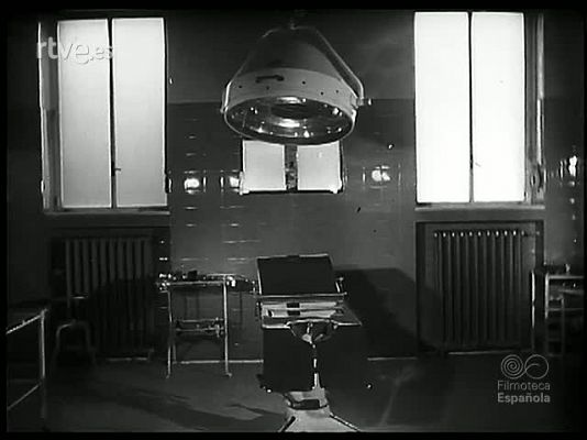 Revista Imágenes - LA BENEFICENCIA Y SU FESTEJO