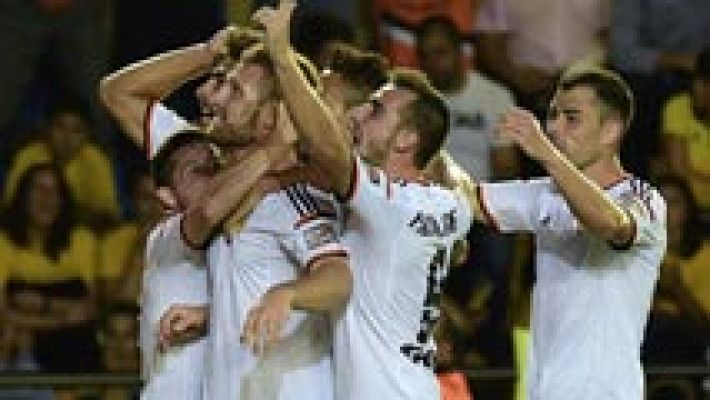 Telediario 1 - Valencia y Sevilla quieren seguir en la cabeza de la Liga
