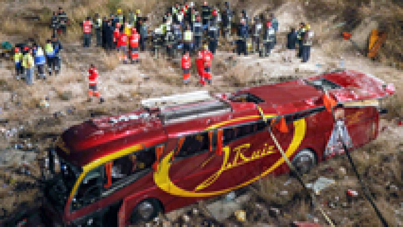 Telediario 1: Se investiga el accidente de autobús ocurrido ayer en Murcia | RTVE Play