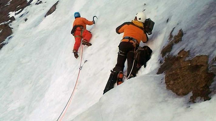 Escalada en hielo. Gavarnie (La solidez del agua)