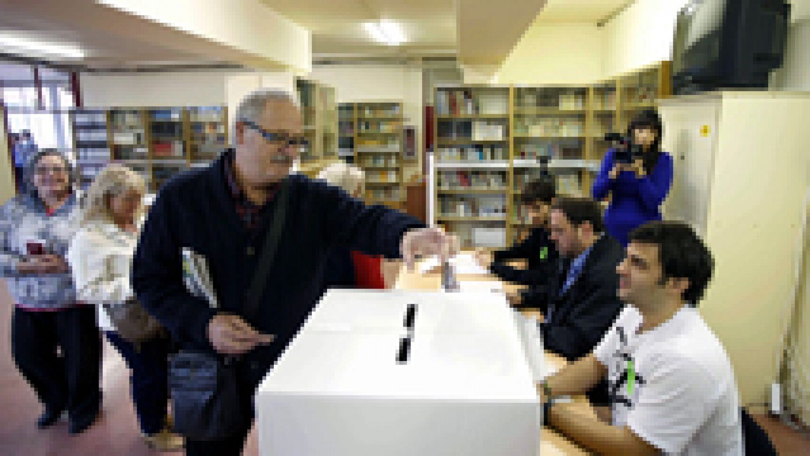 Telediario 1: La Justicia cree desproporcionado retirar las urnas del 9N | RTVE Play