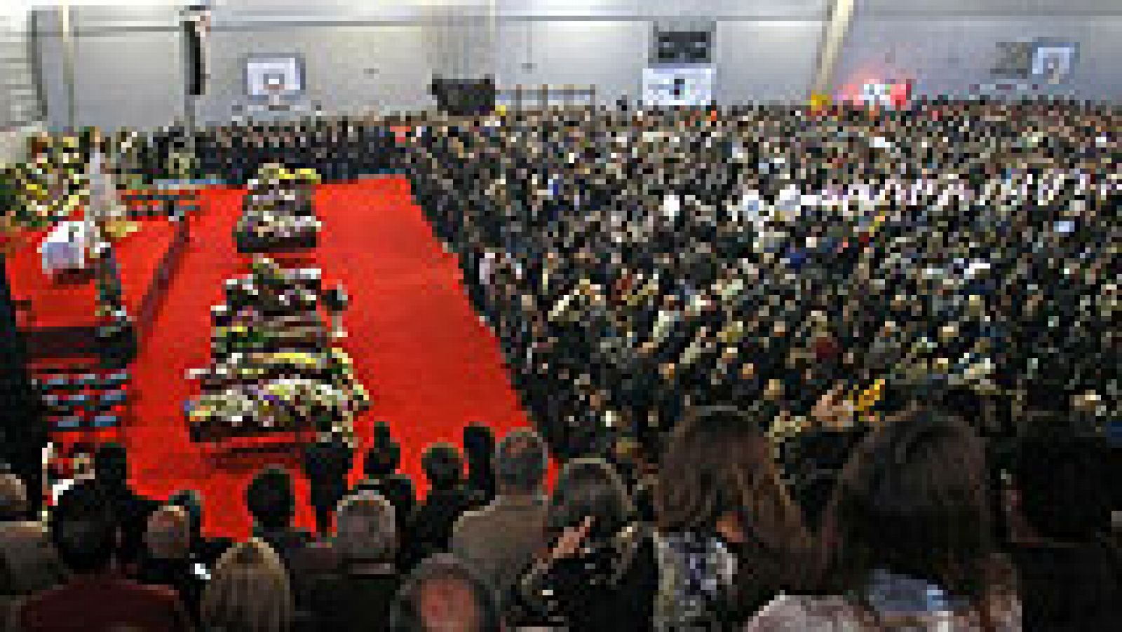 T con T - Los reyes presiden el funeral por las víctimas del accidente de Cieza