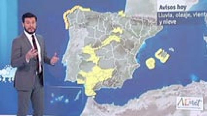 El tiempo - Alerta amarilla por oleaje en Galicia y Baleares, y por lluvia en Andalucía