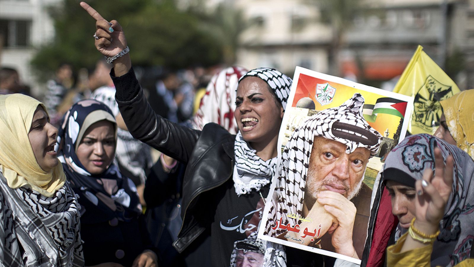 Los palestinos conmemoran el décimo aniversario de la muerte de Yasir Arafat