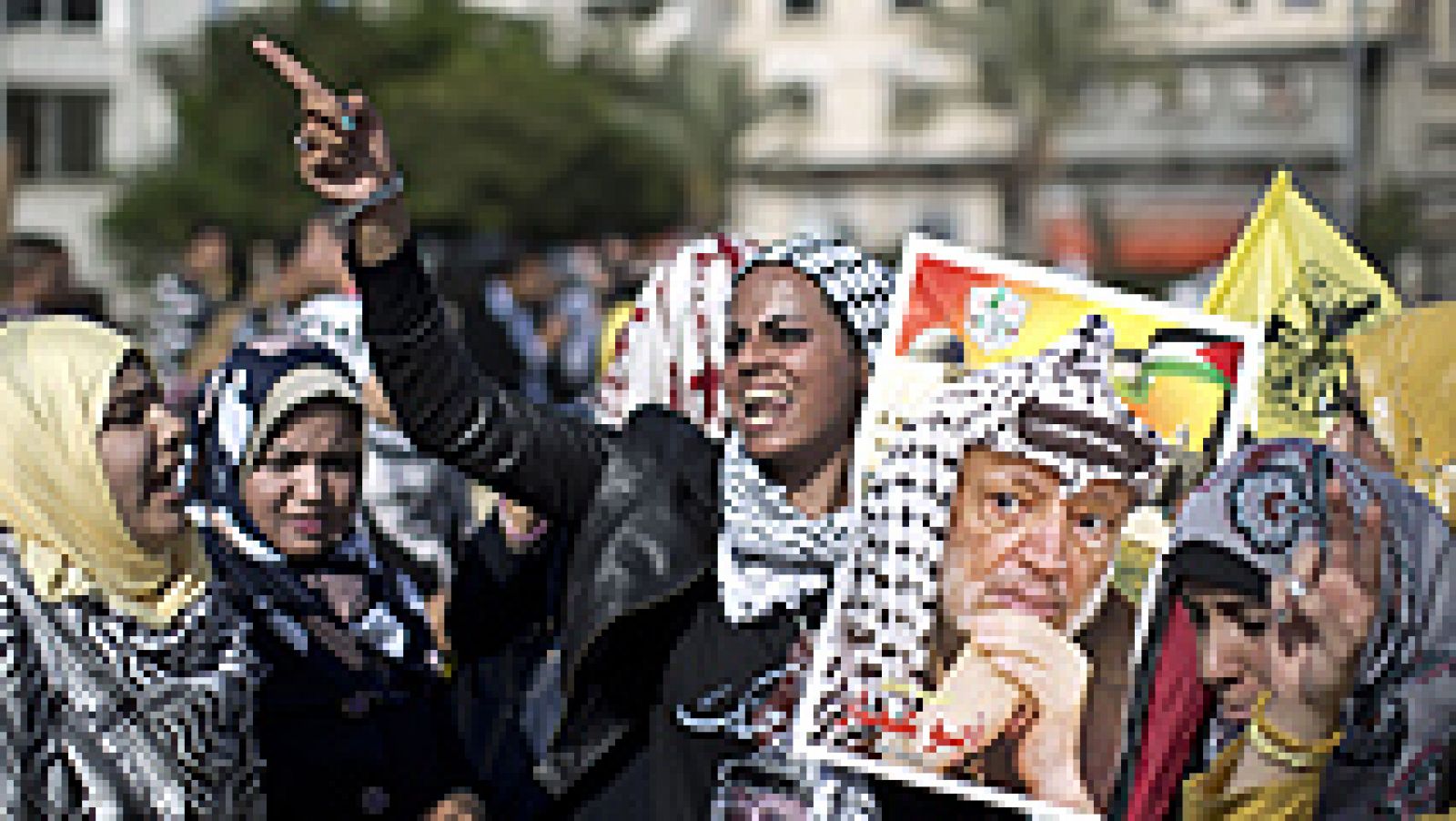 Los palestinos conmemoran el décimo aniversario de la muerte de Yasir Arafat 