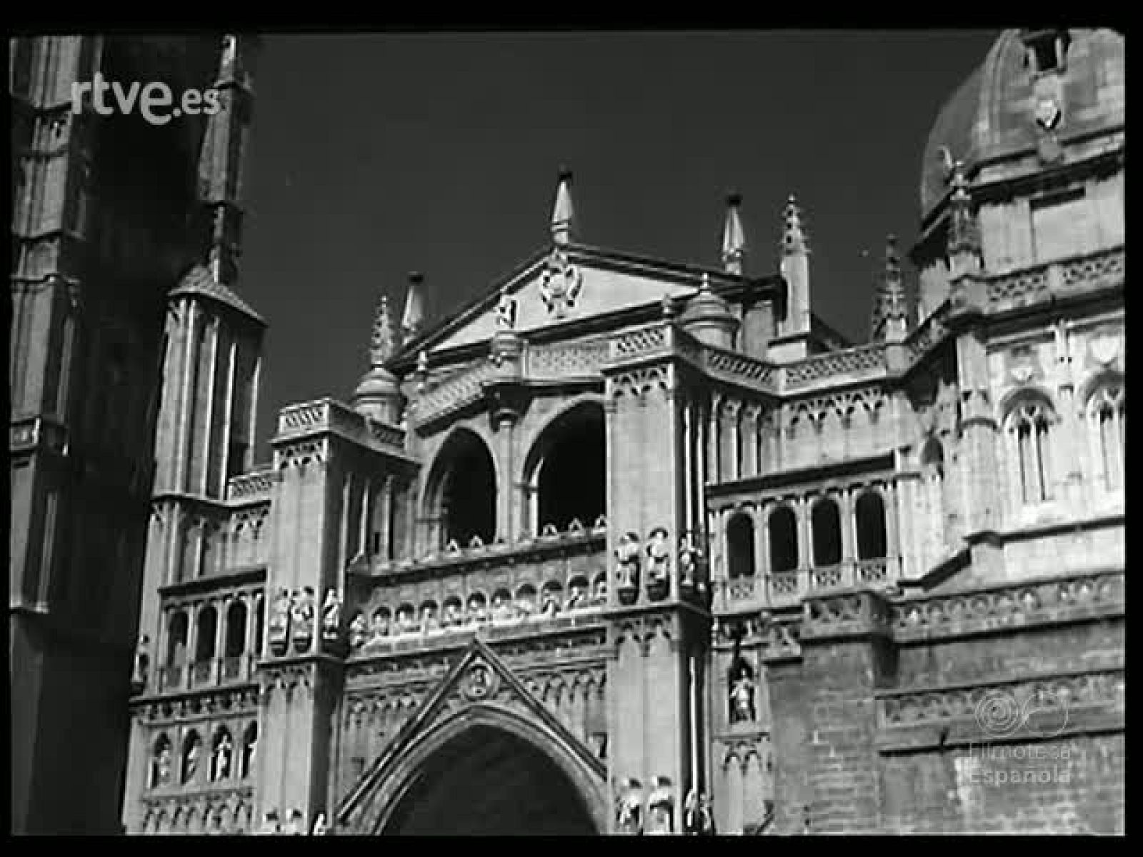 TEATRO AL AIRE LIBRE - Revista Imágenes | Ver